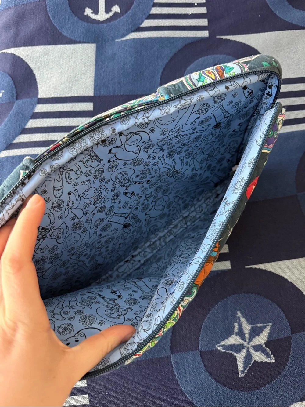 Vera Bradley 15 inch